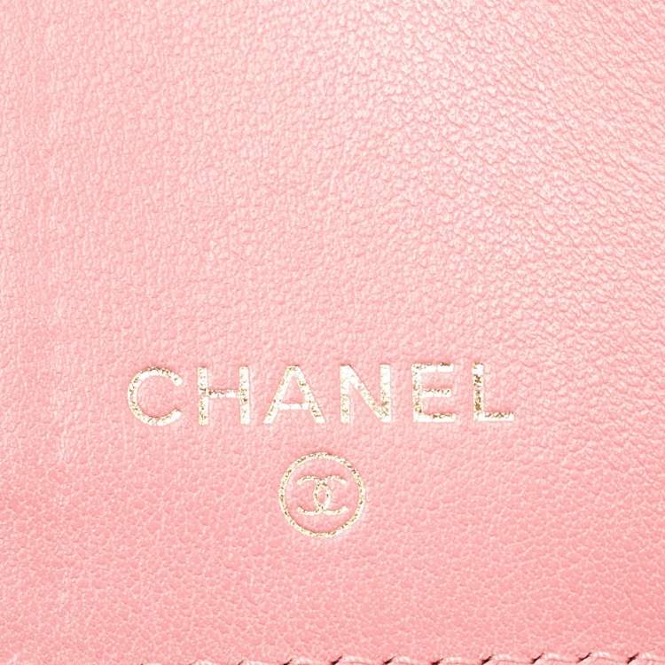 Pre Owned Chanel Pink Caviar Leather CC Flap Trifold Compact Wallet