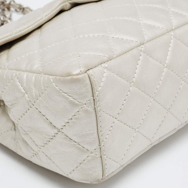 Pre Owned Chanel Metallic Grey Quilted Leather Maxi Classic Single Flap Bag