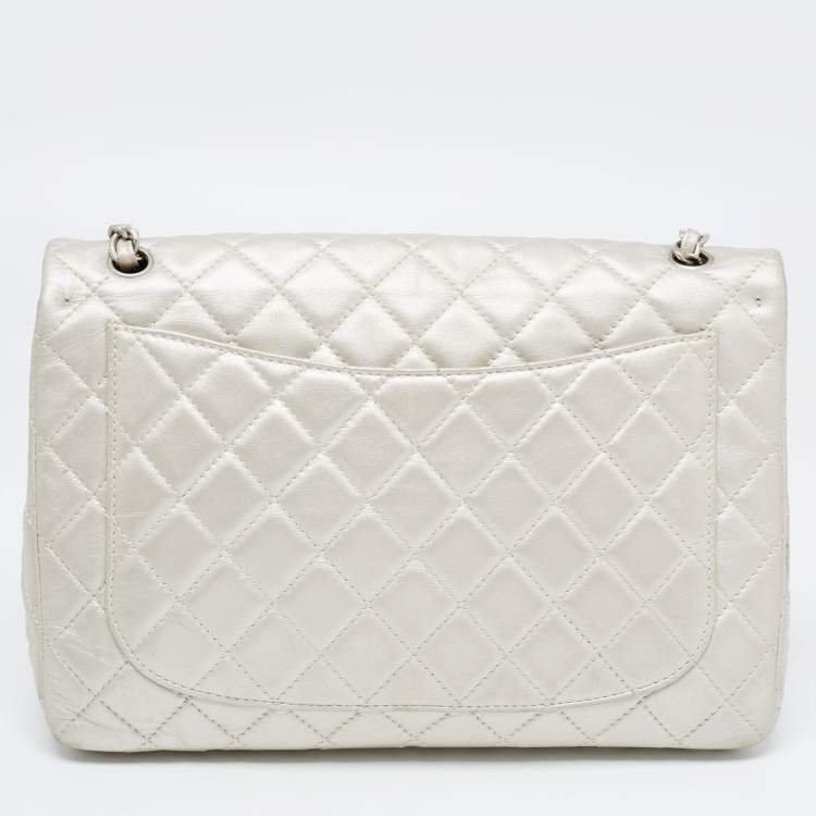 Pre Owned Chanel Metallic Grey Quilted Leather Maxi Classic Single Flap Bag