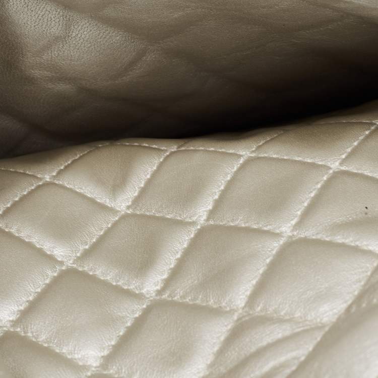 Pre Owned Chanel Metallic Grey Quilted Leather Maxi Classic Single Flap Bag