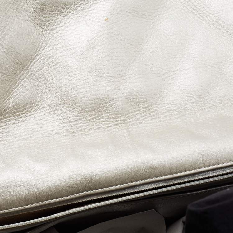 Pre Owned Chanel Metallic Grey Quilted Leather Maxi Classic Single Flap Bag