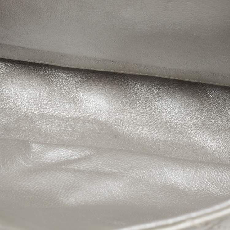 Pre Owned Chanel Metallic Grey Quilted Leather Maxi Classic Single Flap Bag