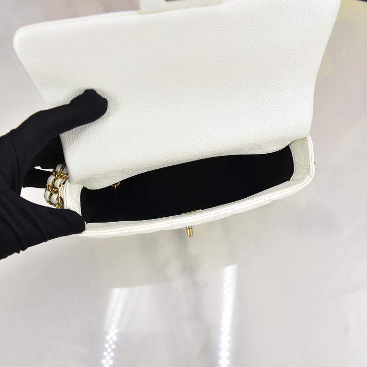 Pre Owned Chanel White Mini Quilted Caviar Single Flap Bag Shoulder Bag