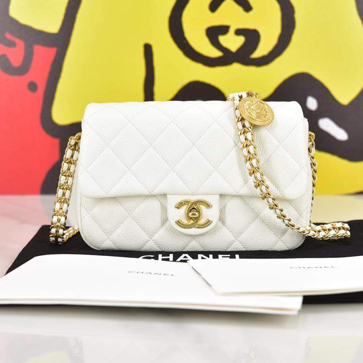 Pre Owned Chanel White Mini Quilted Caviar Single Flap Bag Shoulder Bag