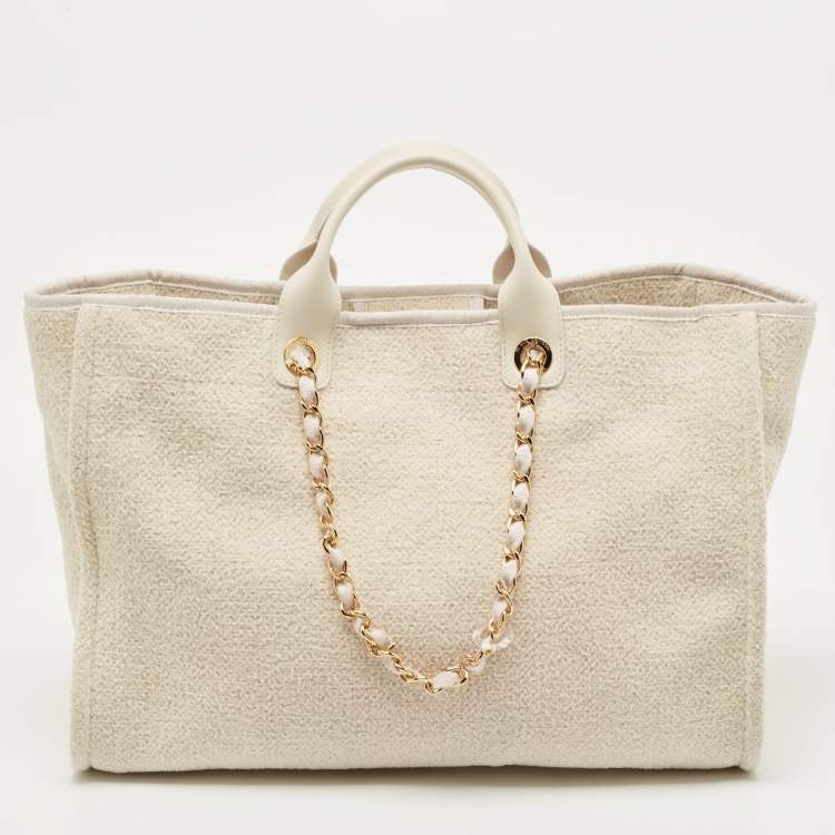 Pre Owned Chanel Cream Tweed and Leather Large Deauville Bag