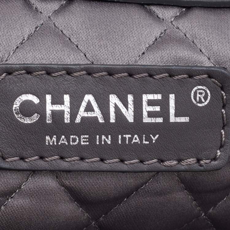 Pre Owned Chanel Gold Textured Leather Wild Stich Weekender Bag
