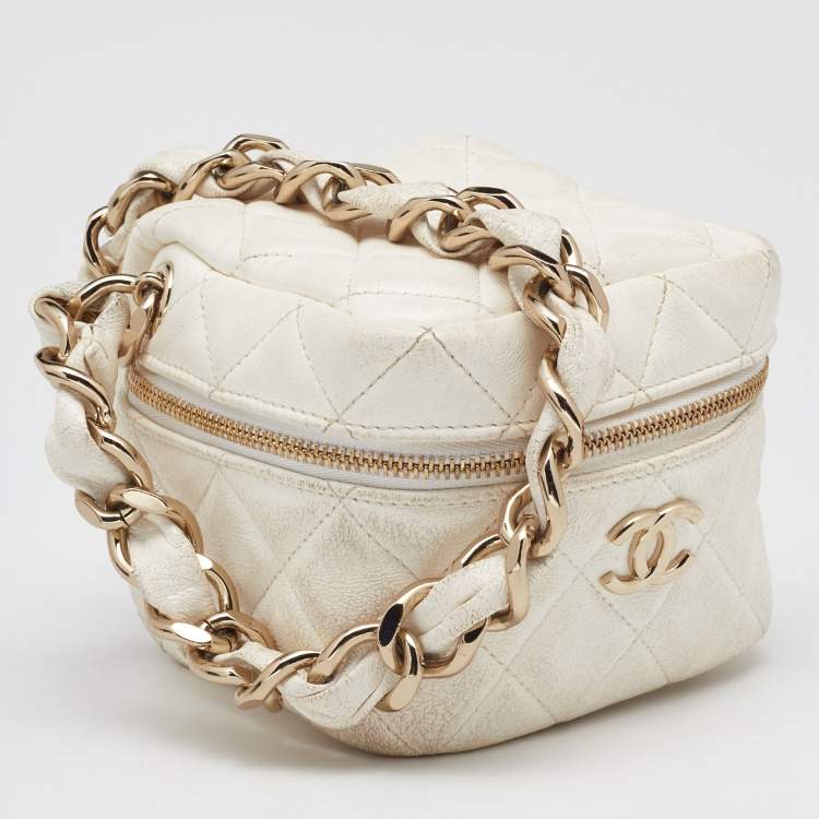 Pre Owned Chanel White Quilted Leather Vanity Case Wristlet Pouch 