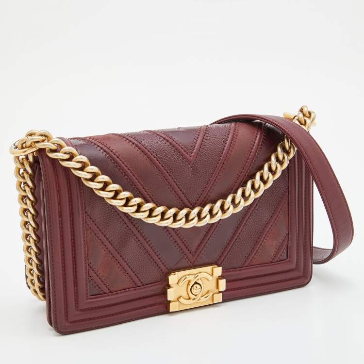 Pre Owned Chanel Burgundy Chevron Caviar and Leather Medium Boy Flap Bag