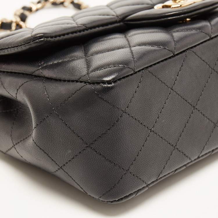 Pre Owned Chanel Black Quilted Leather New Mini Classic Flap Bag