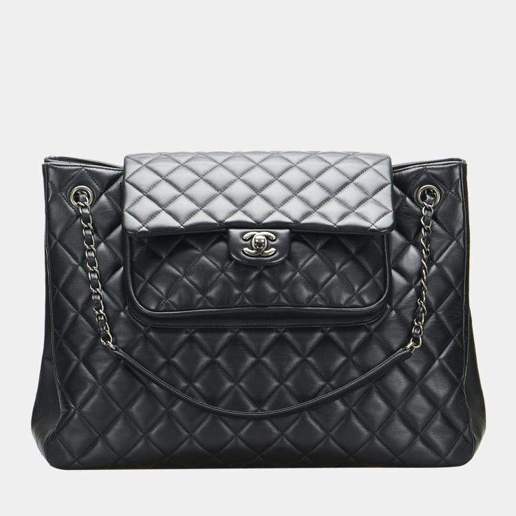 Chanel flap best sale shoulder bag