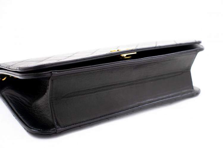 Pre Owned Chanel Black Leather Classic Flap Bag