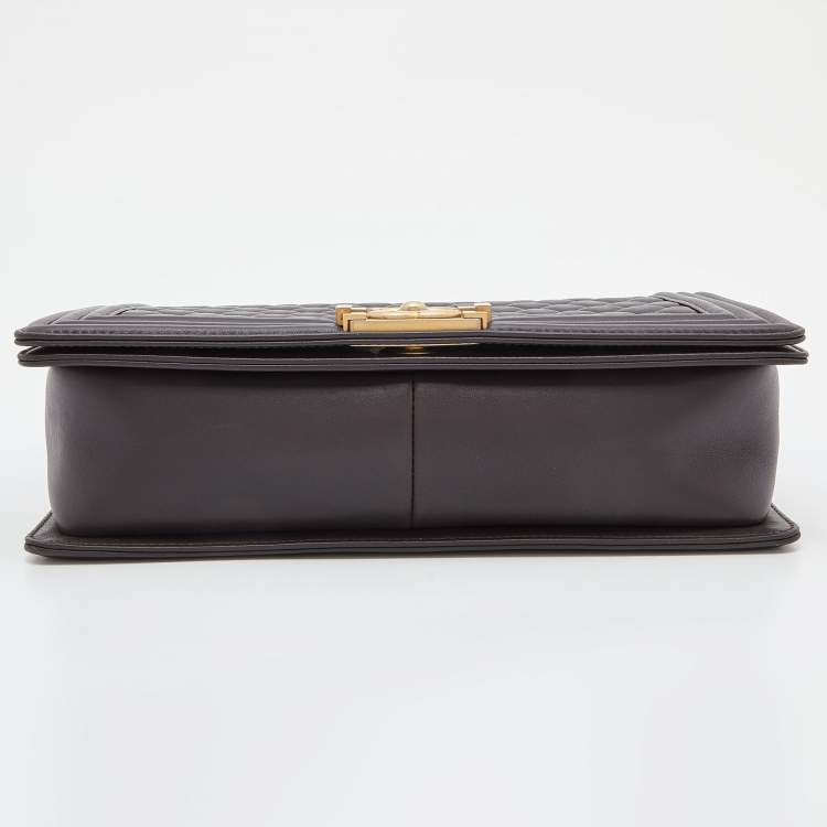 Pre Owned Chanel Brown Quilted Leather New Medium Boy Flap Bag