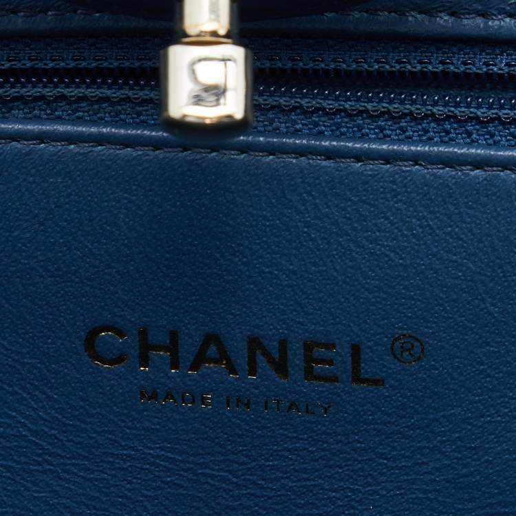 Pre Owned Chanel Blue Quilted Caviar Leather Large Business Affinity Shopper Tote