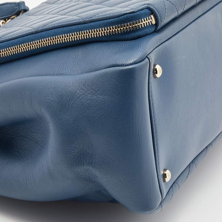 Pre Owned Chanel Blue Quilted Caviar Leather Large Business Affinity Shopper Tote