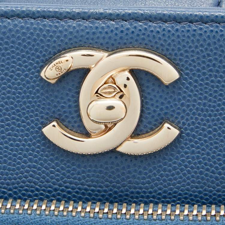 Pre Owned Chanel Blue Quilted Caviar Leather Large Business Affinity Shopper Tote