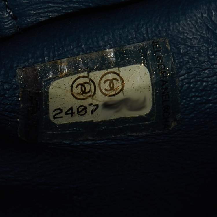 Pre Owned Chanel Blue Quilted Caviar Leather Large Business Affinity Shopper Tote