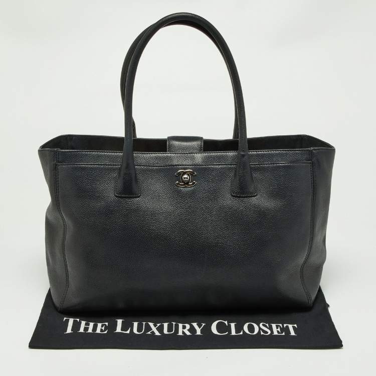 Pre Owned Chanel Black Leather Cerf Shopper Tote