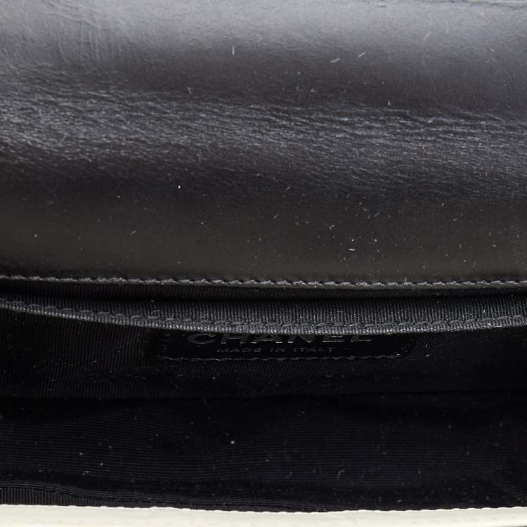 Pre Owned Chanel Black/White Quilted Leather Mini Chain Boy Flap Bag