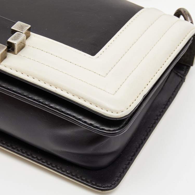 Pre Owned Chanel Black/White Quilted Leather Mini Chain Boy Flap Bag