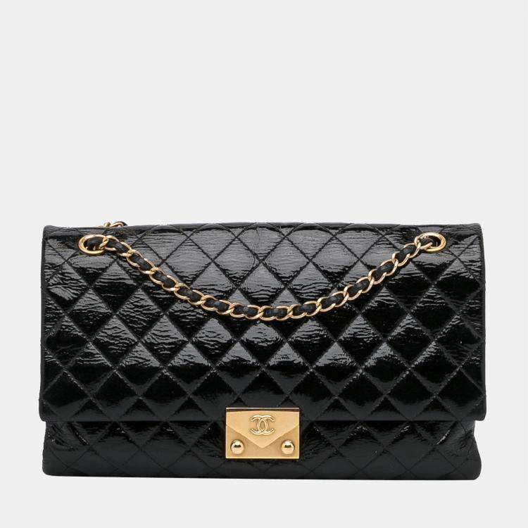 Chanel Black Pagoda Accordion Flap Bag Chanel | The Luxury Closet
