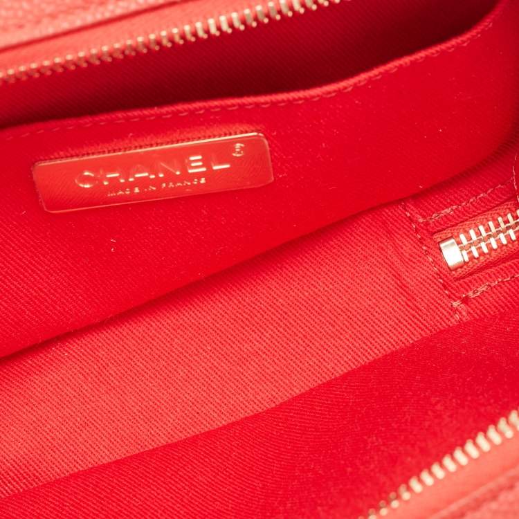 Pre Owned Chanel Red Quilted Caviar Leather Chic Affinity Belt Bag