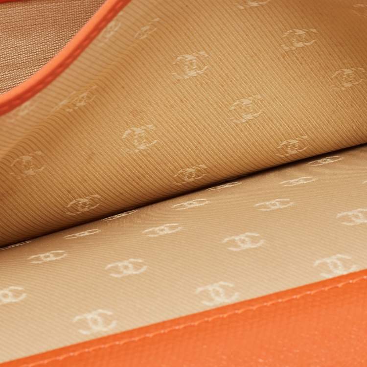 مملوكة مسبقًا Chanel Orange Leather CC Flap Continental Wallet