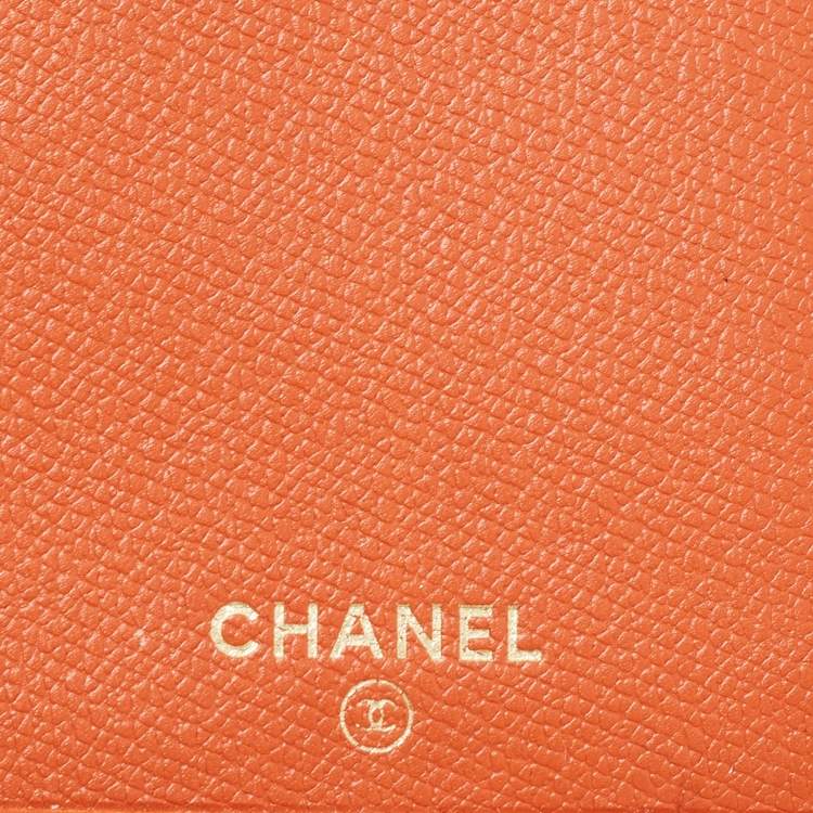 مملوكة مسبقًا Chanel Orange Leather CC Flap Continental Wallet