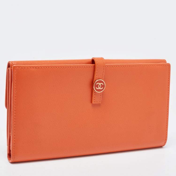 مملوكة مسبقًا Chanel Orange Leather CC Flap Continental Wallet