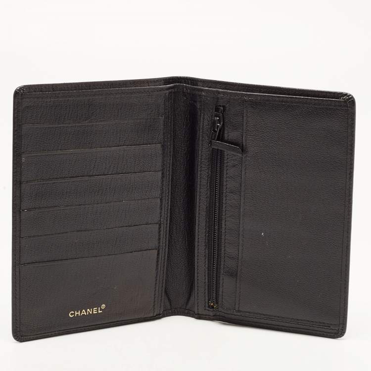 Pre Owned Chanel Black Leather CC Bifold Wallet
