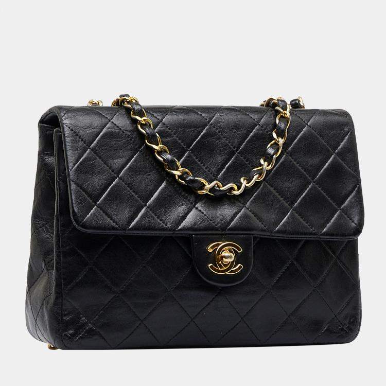 chanel pre-loved black quilted lambskin