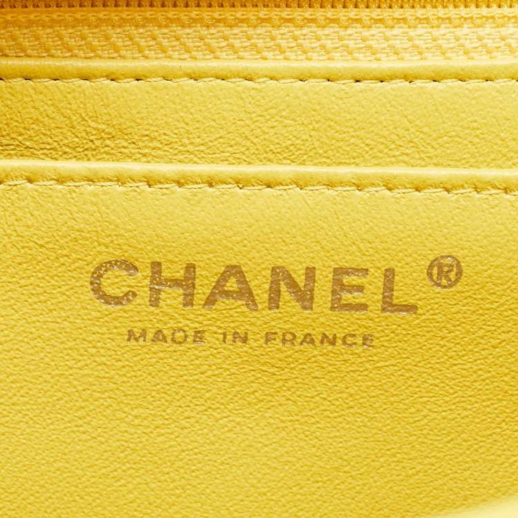 Pre Owned Chanel Yellow Quilted Caviar Leather Maxi Classic Single Flap Bag