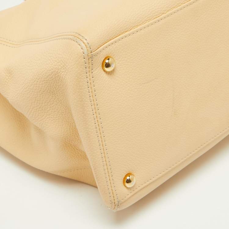 Pre Owned Chanel Beige Leather Cerf Shopper Tote