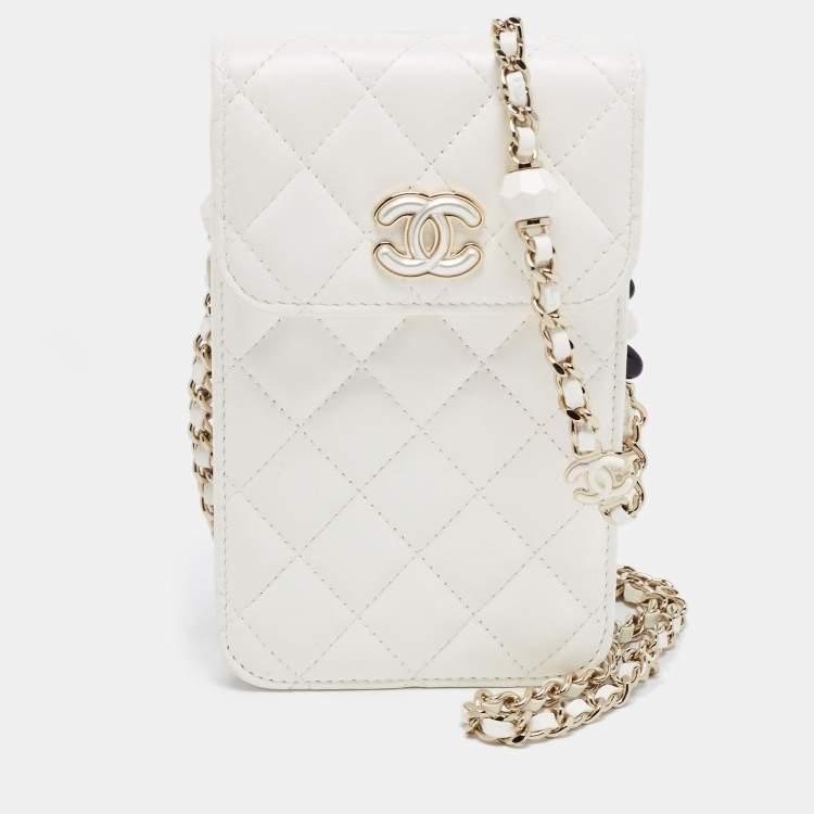Chanel White Quilted Leather CC Pearl Phone Case Crossbody Bag Chanel | The  Luxury Closet