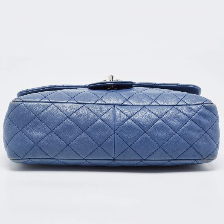 Pre Owned Chanel Blue Quilted Caviar Leather Jumbo Classic Single Flap Bag