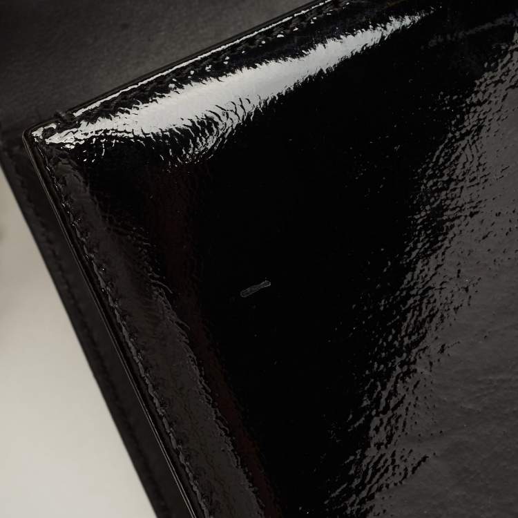 Pre Owned Chanel Black Quilted Patent Leather New Medium Boy Flap Bag