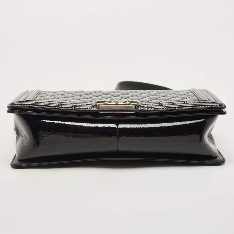 Pre Owned Chanel Black Quilted Patent Leather New Medium Boy Flap Bag