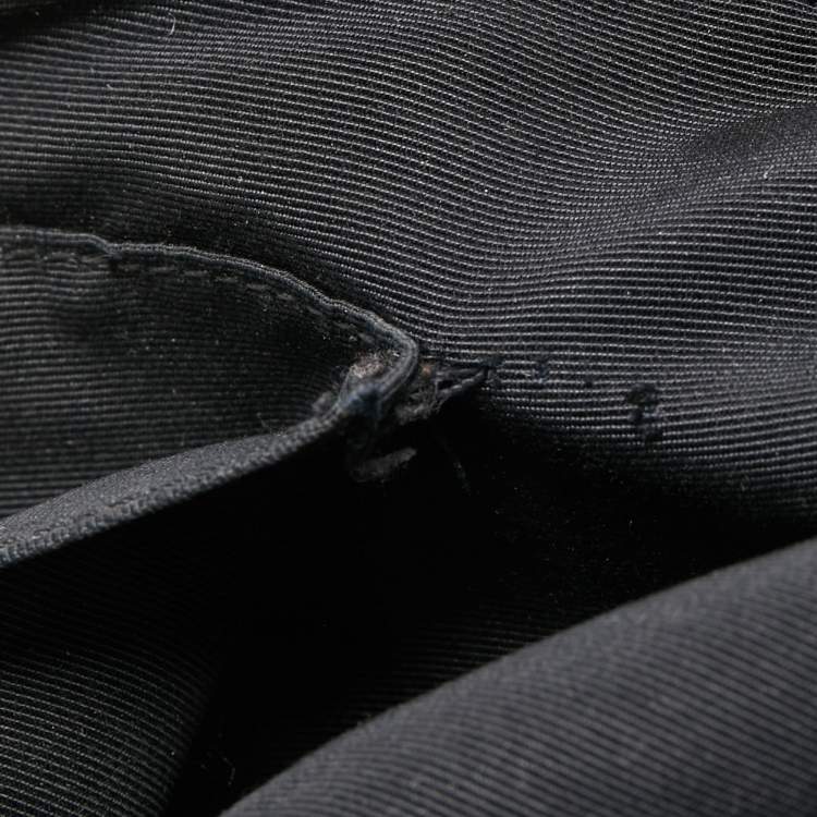 Pre Owned Chanel Grey Quilted Leather Chain Me Hobo