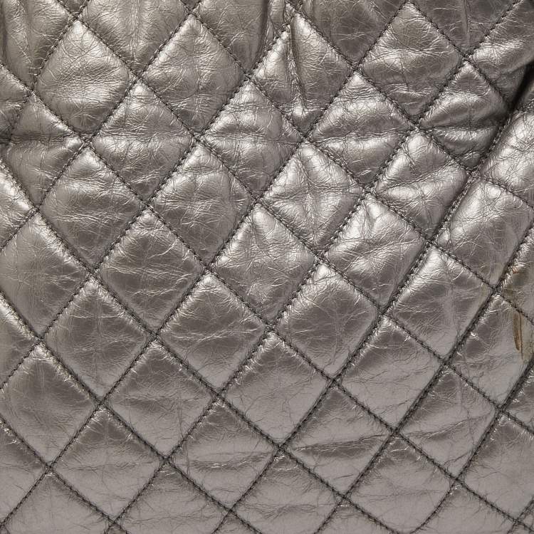 Pre Owned Chanel Grey Quilted Leather Chain Me Hobo