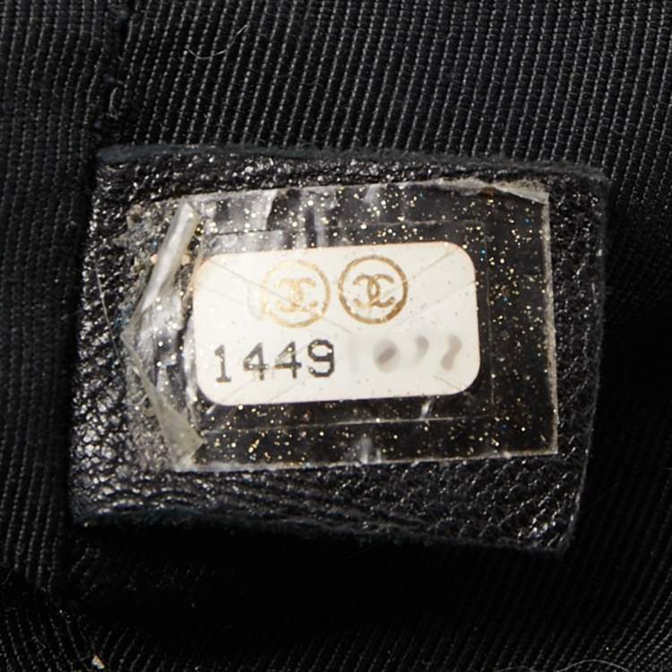 Pre Owned Chanel Grey Quilted Leather Chain Me Hobo