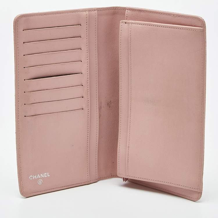 Chanel Light Pink Caviar Leather CC Bifold Card Case Chanel