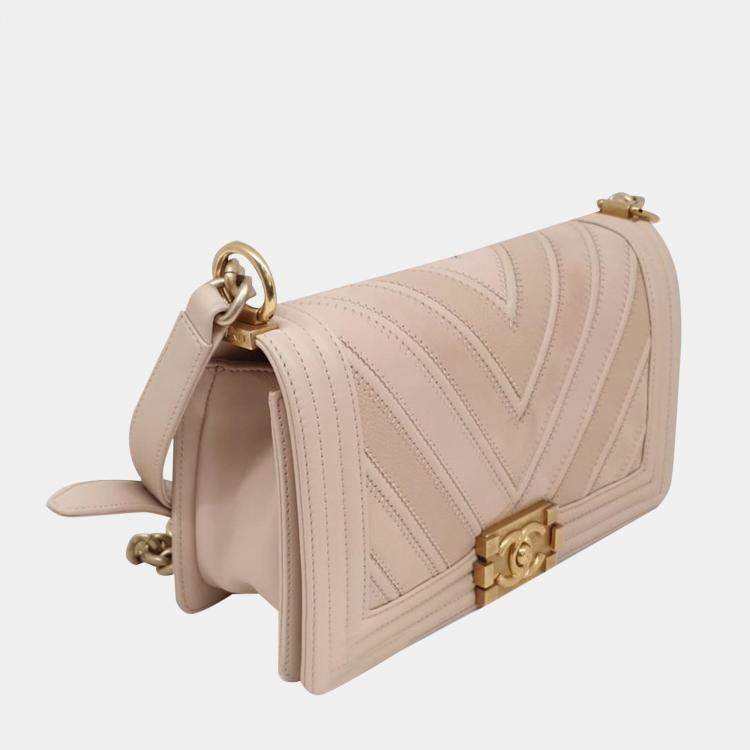 Chanel boy bag discount beige