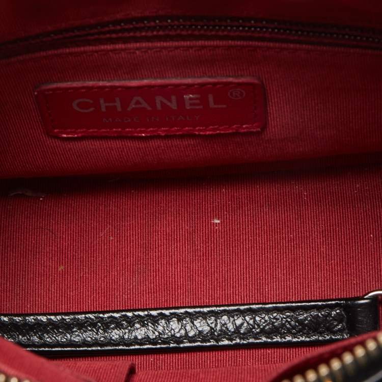 Pre Owned Chanel Black Quilted Aged Leather Small Gabrielle Hobo