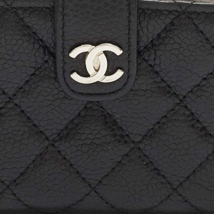 Pre Owned Chanel Black Quilted Caviar Leather CC Phone Holder Pouch