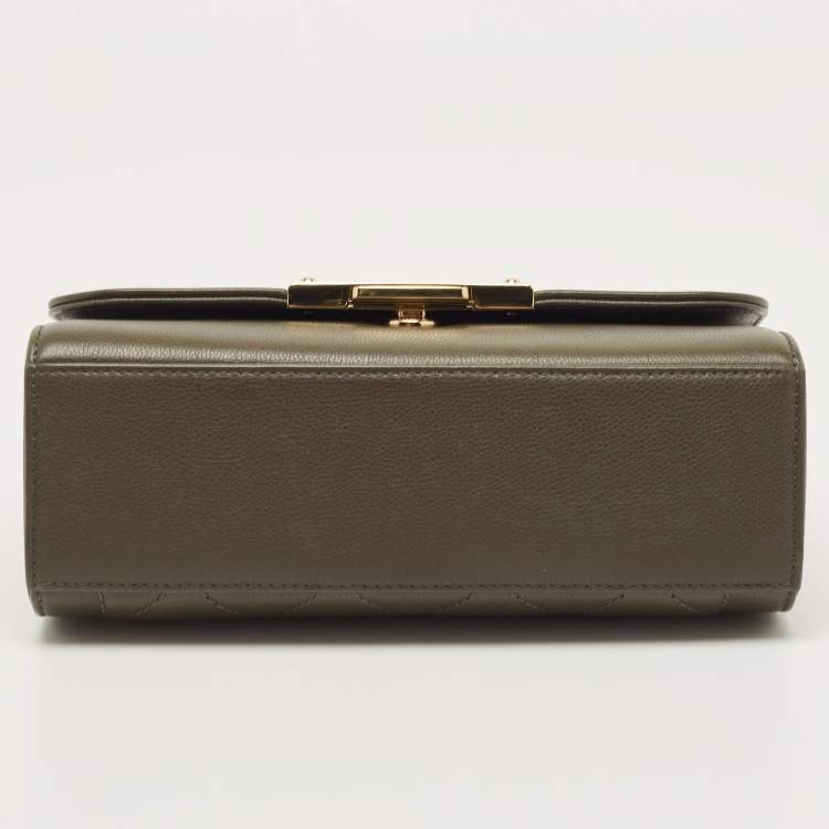 Pre Owned Chanel Olive Green Quilted Leather Small Label Click Flap Bag