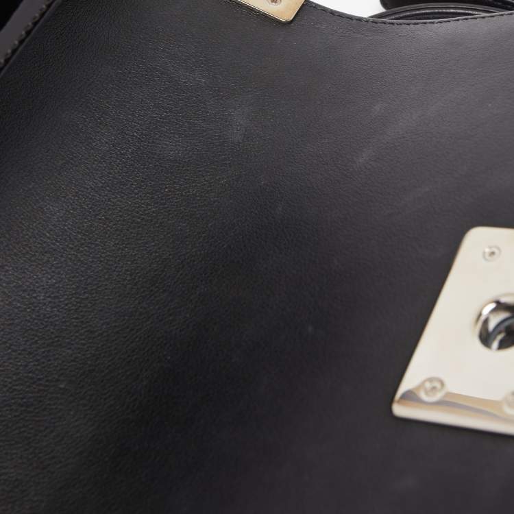 Pre Owned Chanel Black Quilted Patent Leather Small Boy Flap Bag