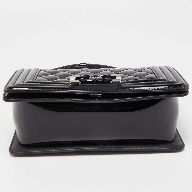 Pre Owned Chanel Black Quilted Patent Leather Small Boy Flap Bag