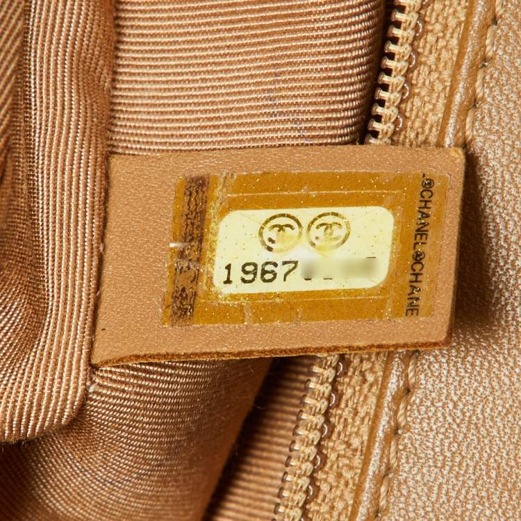 Pre Owned Chanel Beige Quilted Leather Large Boy Flap Bag