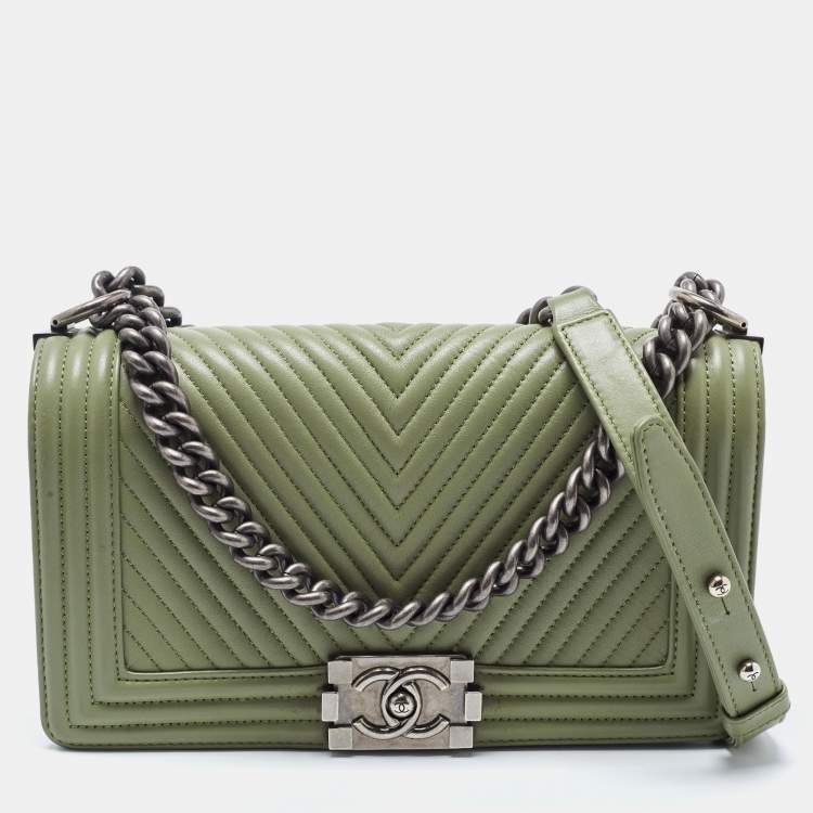 Chanel Pistachio Green Chevron Leather Medium Boy Flap Bag Chanel | The  Luxury Closet