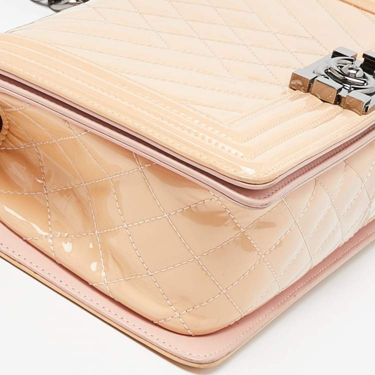 Pre Owned Chanel Peach/Pink Chevron Patent Leather Medium Boy Flap Bag