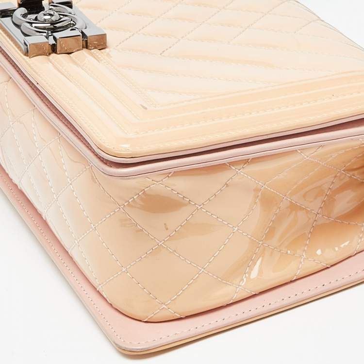Pre Owned Chanel Peach/Pink Chevron Patent Leather Medium Boy Flap Bag